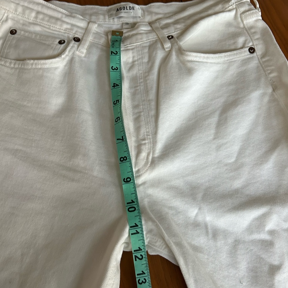 Agolde White Riley Cropped Straight-Leg Jeans - Picture 6 of 6